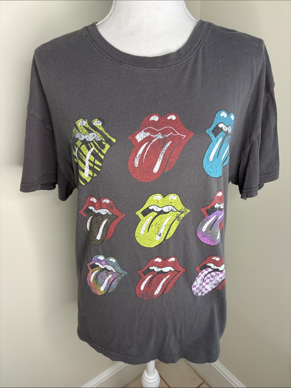 Rolling Stone Gray Concert Tee. Large